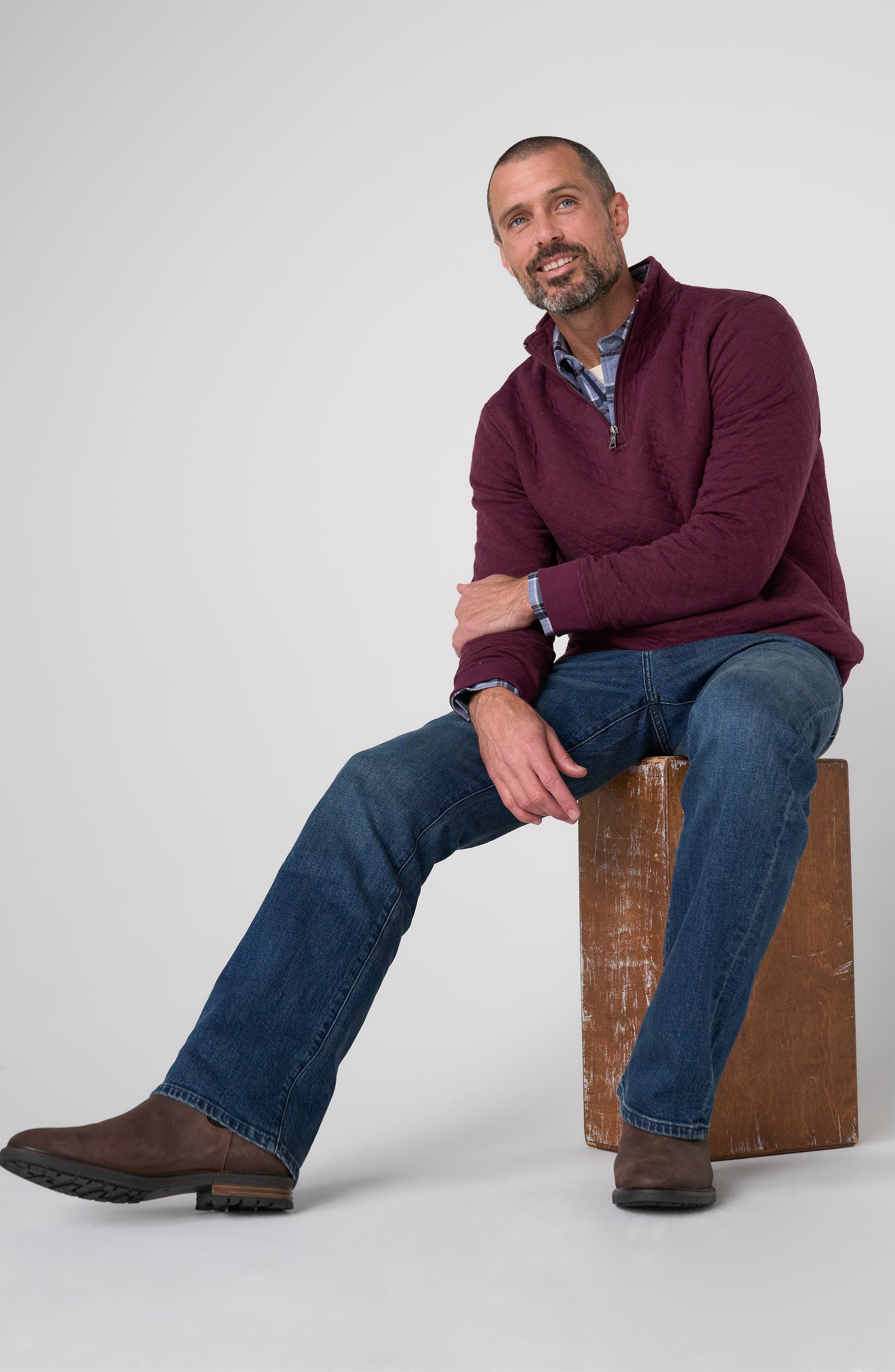 QUARTER-ZIP PULLOVER
