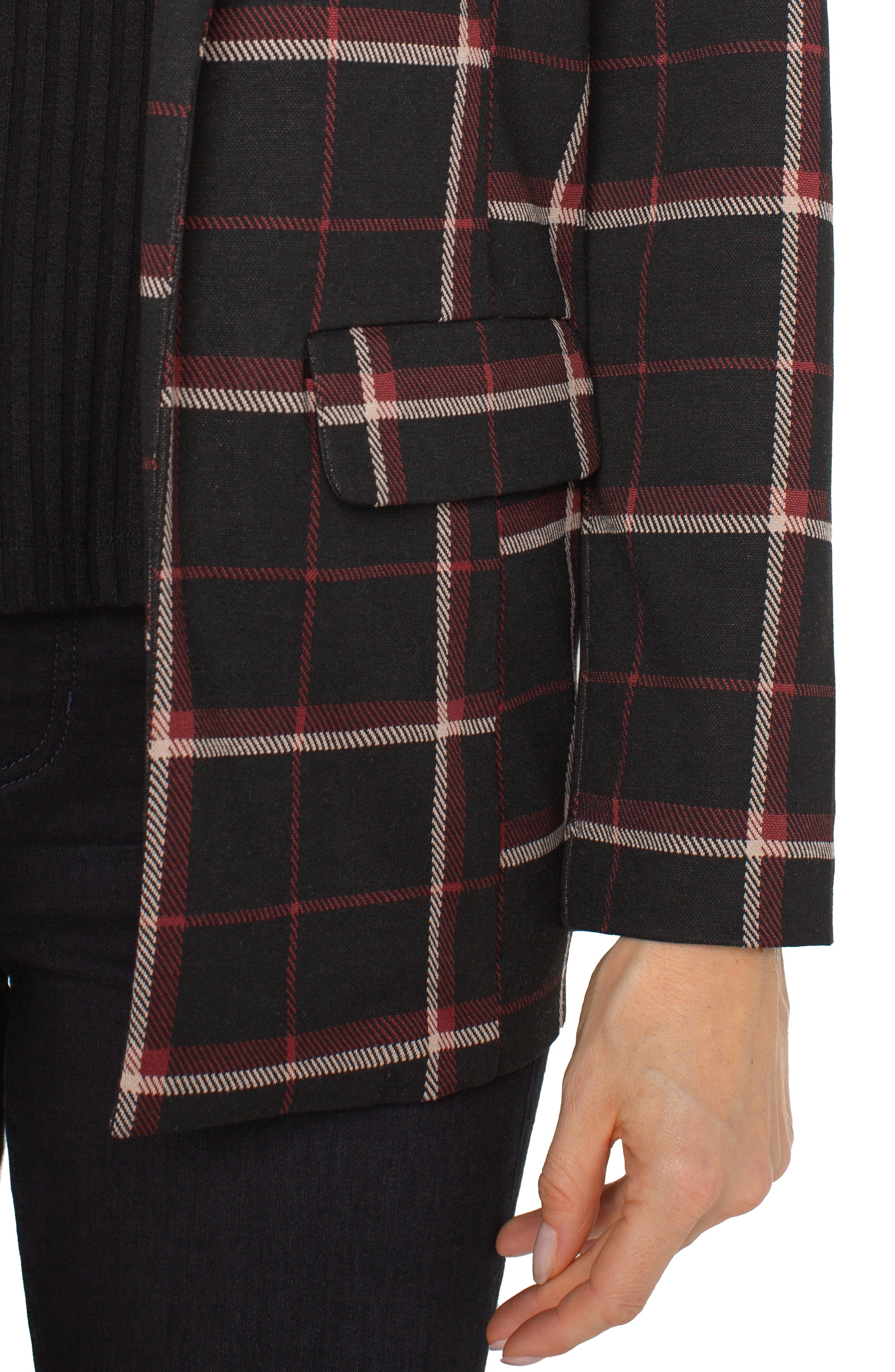BLACK RED TATTERSALL PLAID