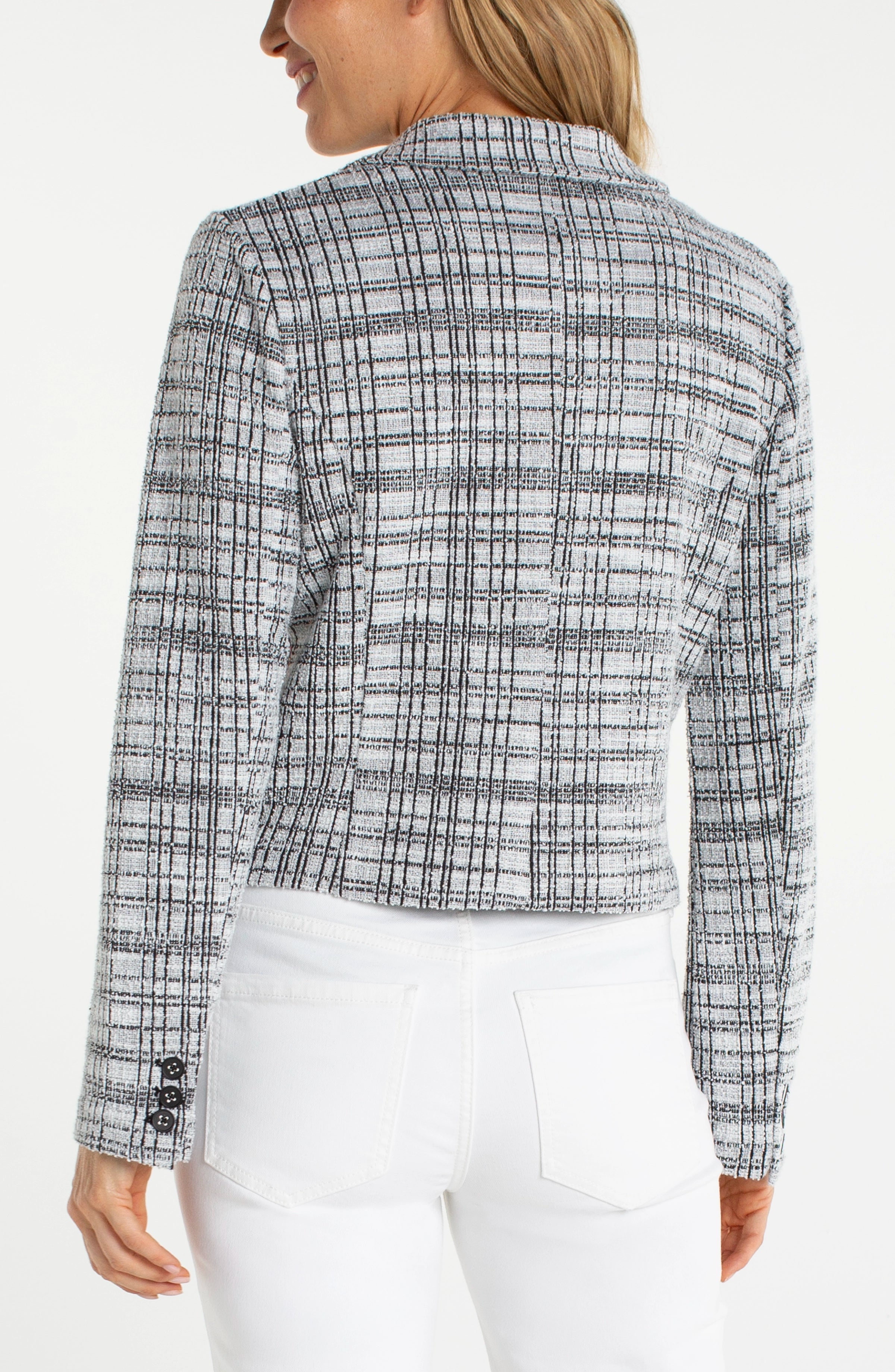 BLACK WHITE PLAID