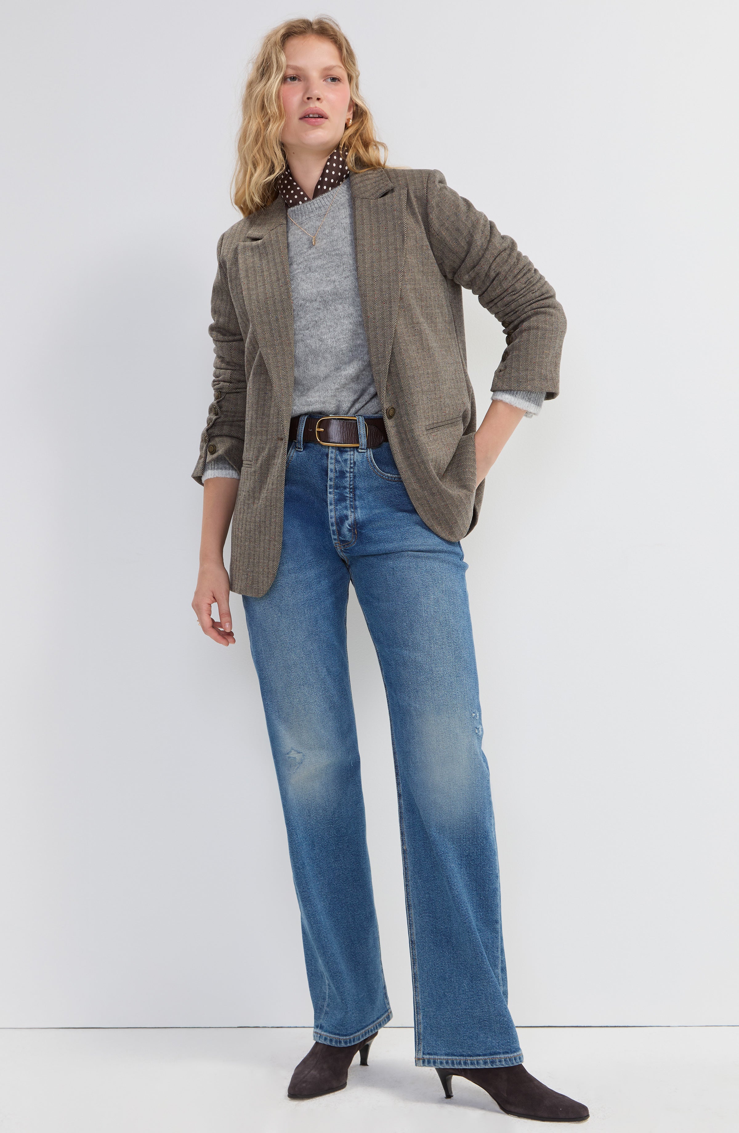 BLAZER WITH BUTTON SLEEVES
