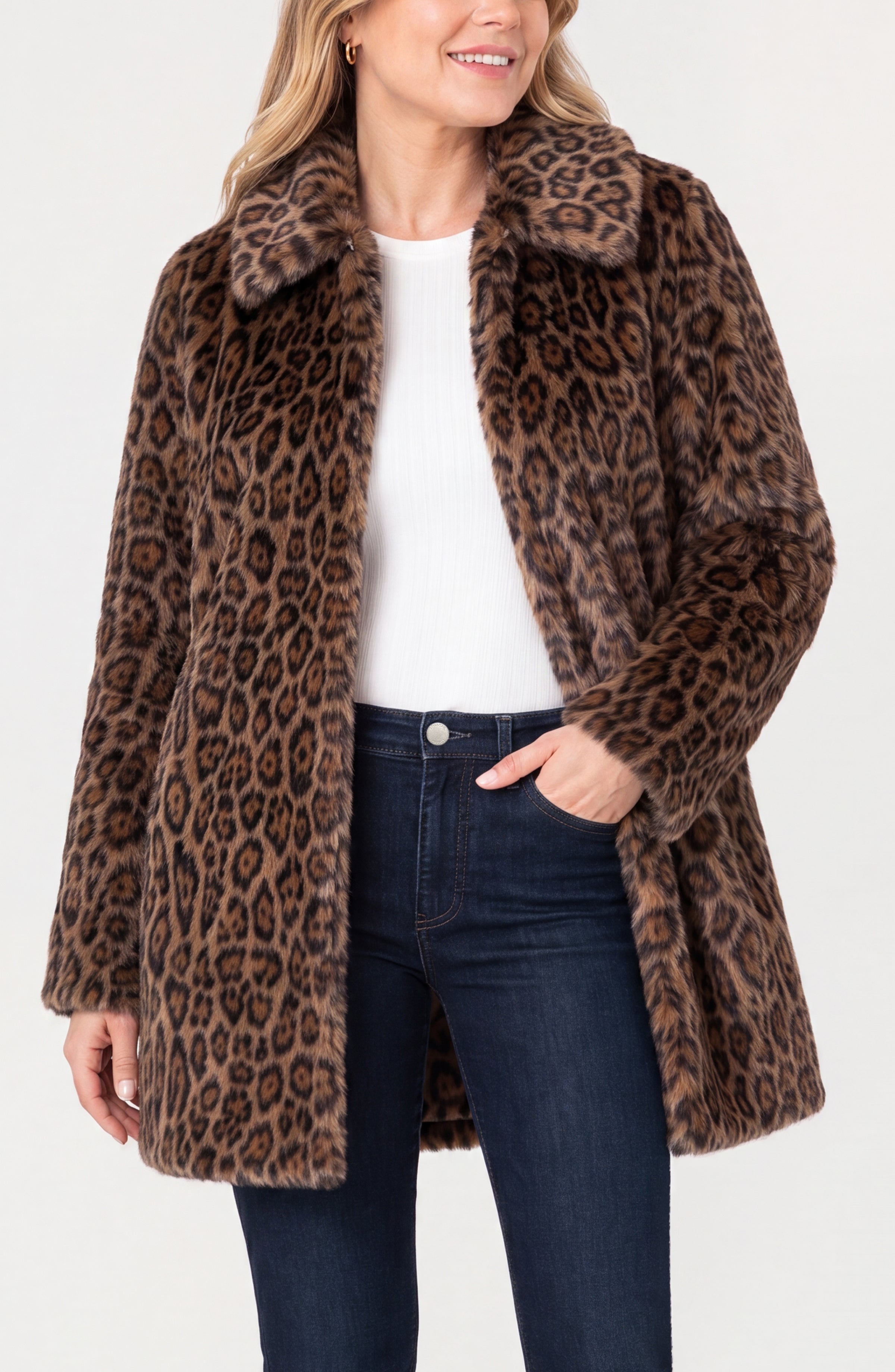 COLLARED FAUX FUR COAT