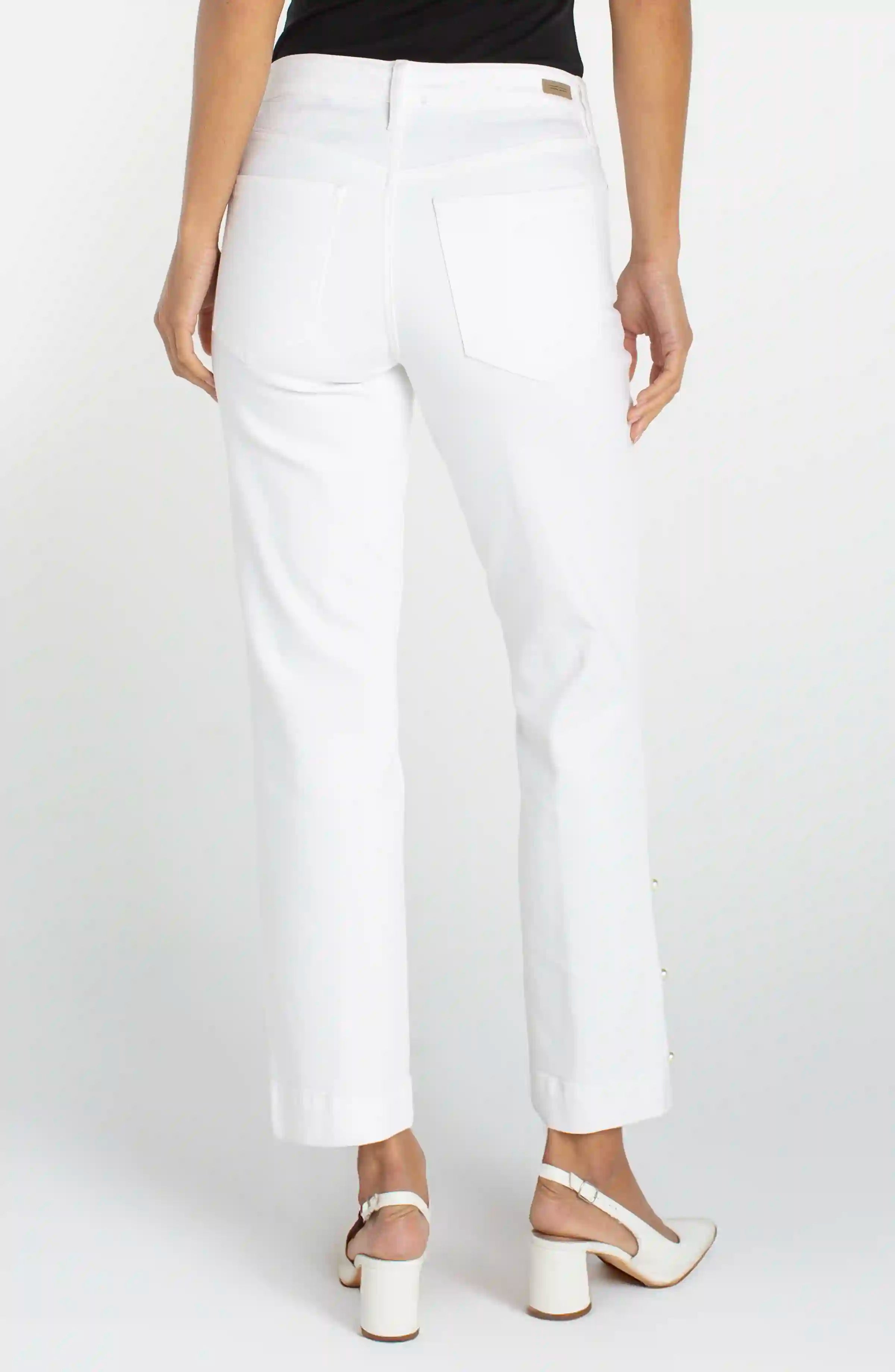 BRIGHT WHITE
