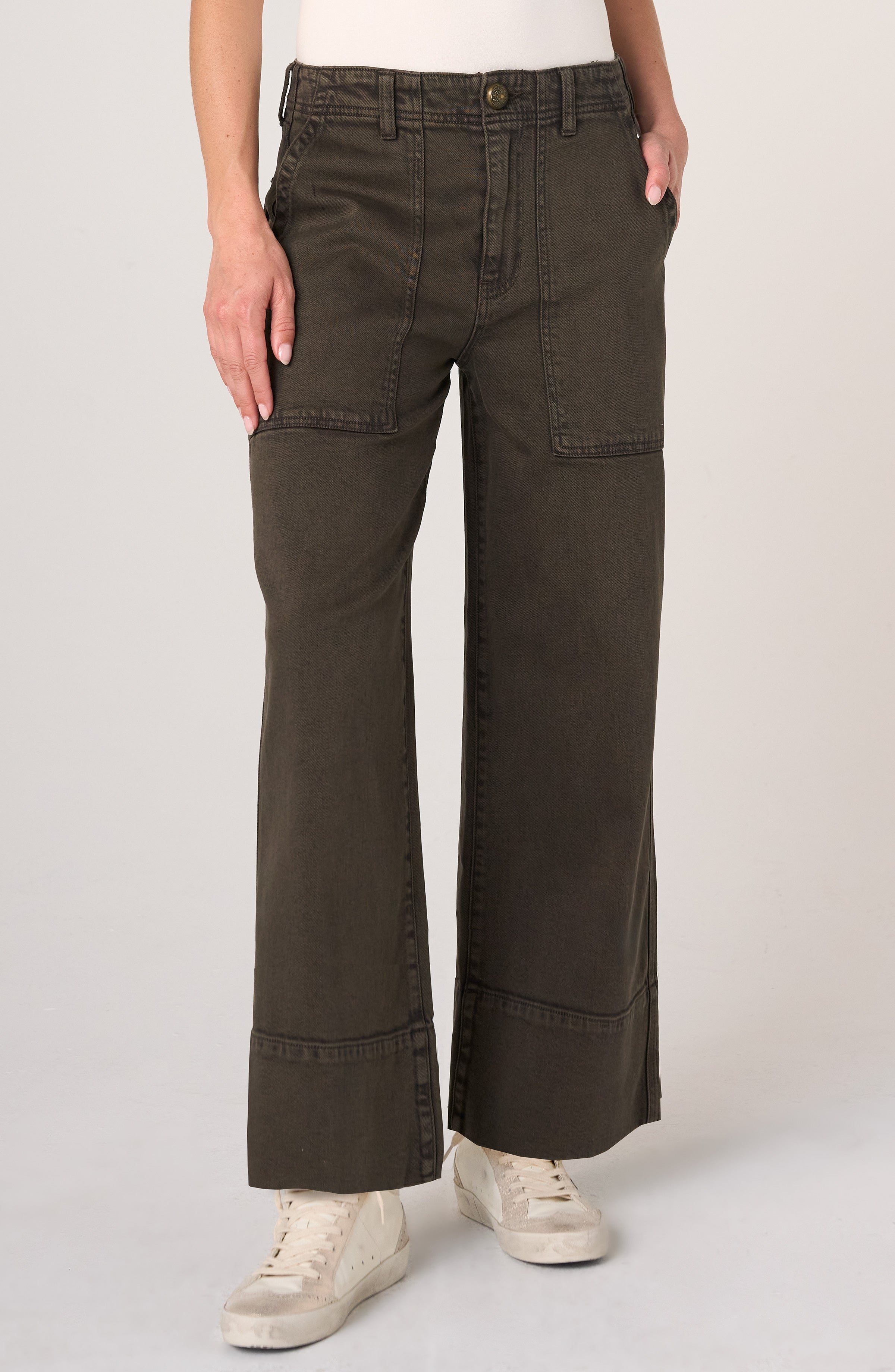 Utility Relaxed Straight