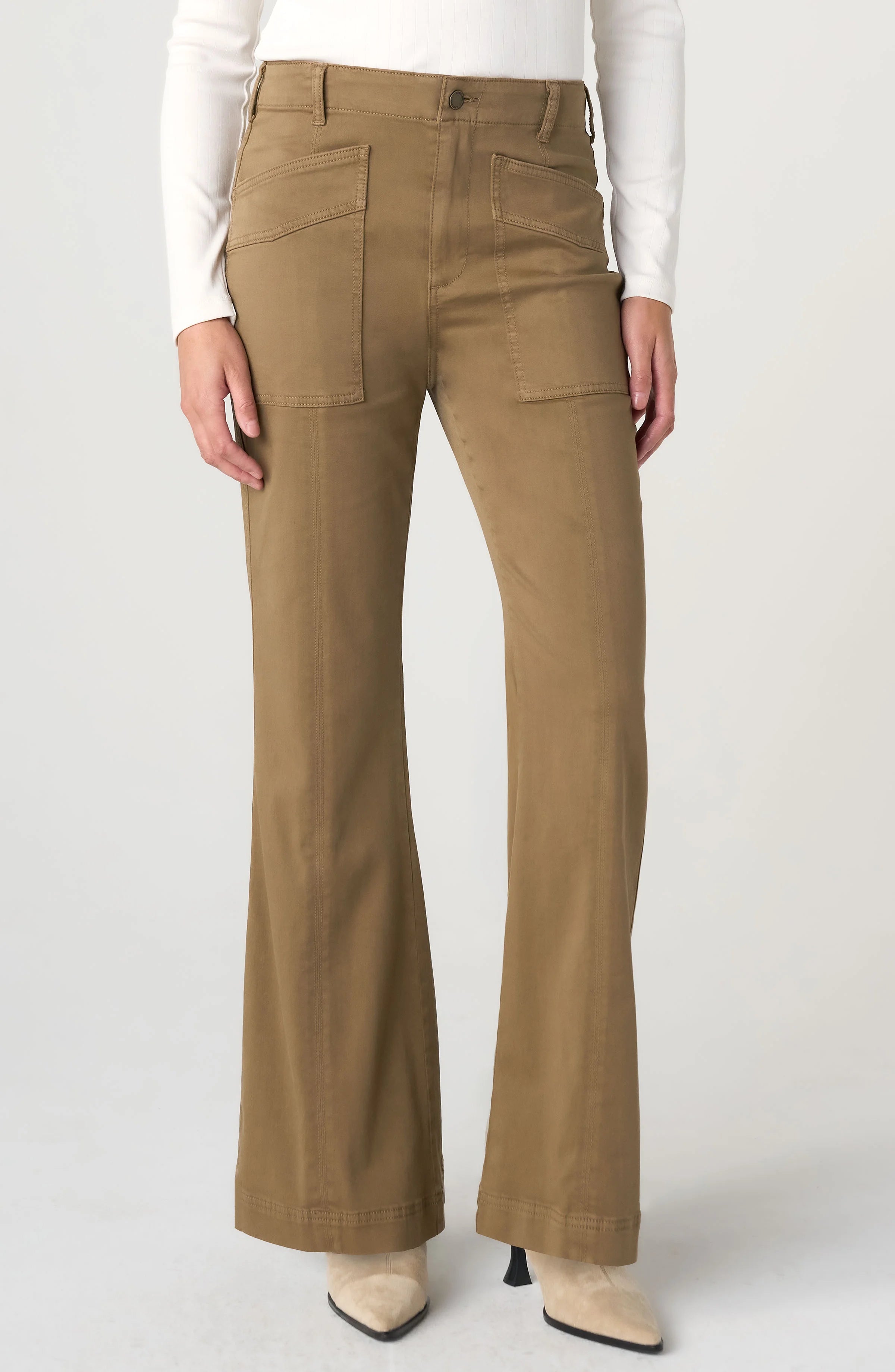 HIGH RISE FLARE W/ PATCH POCKETS