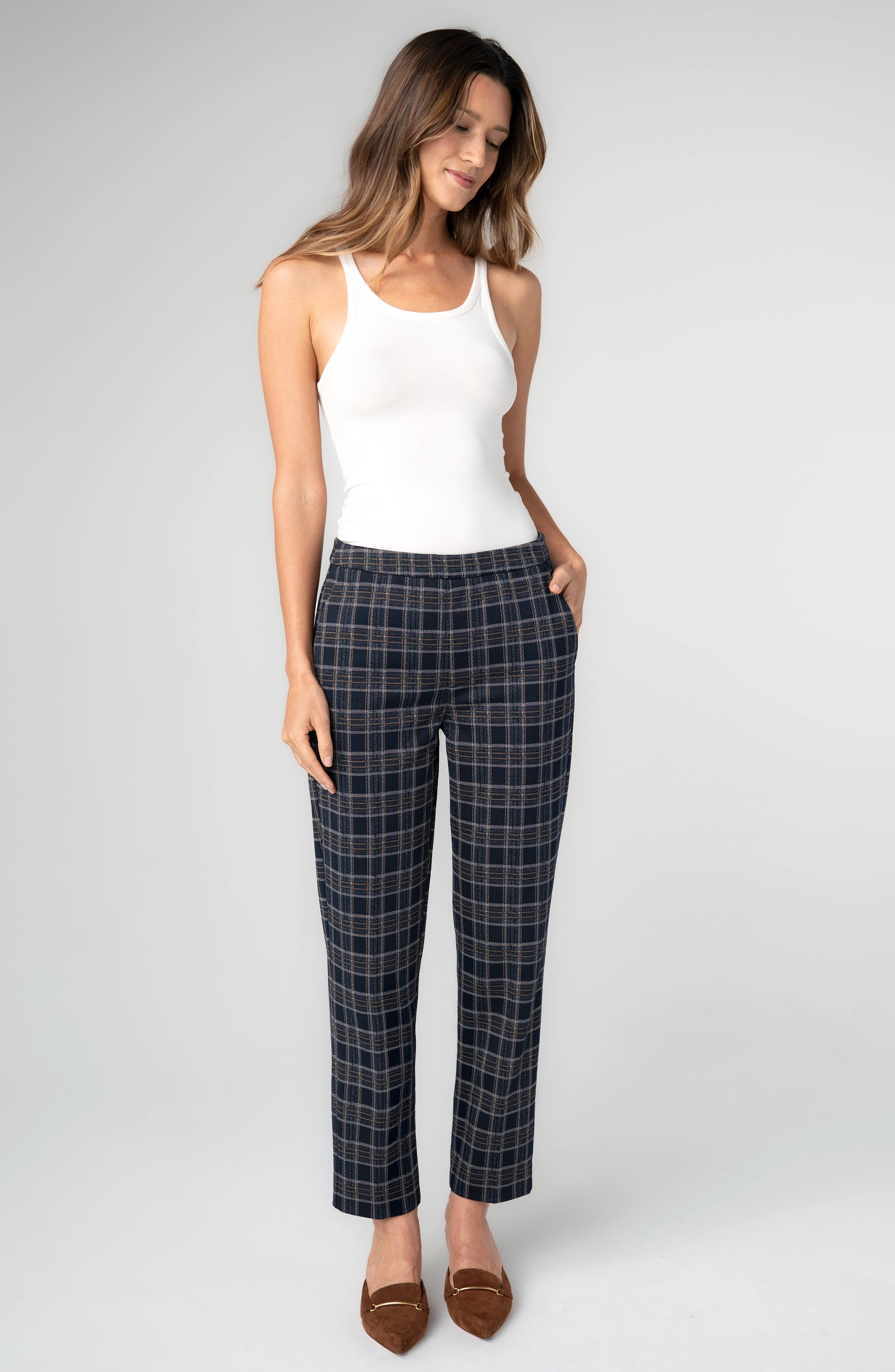 NAVY TAN PLAID