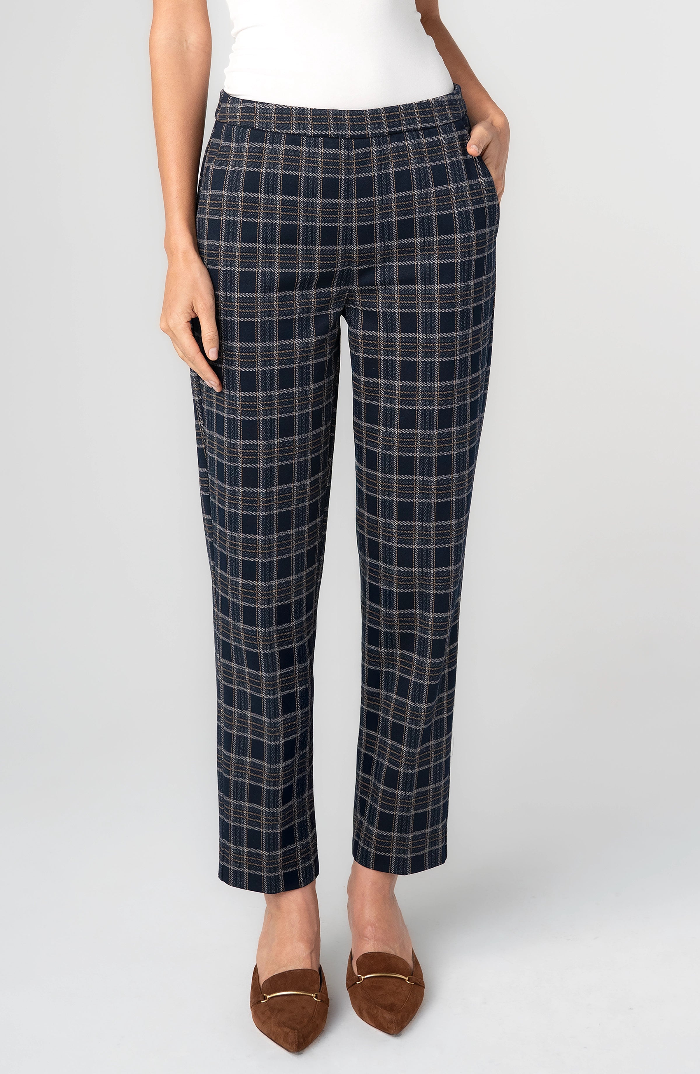 NAVY TAN PLAID