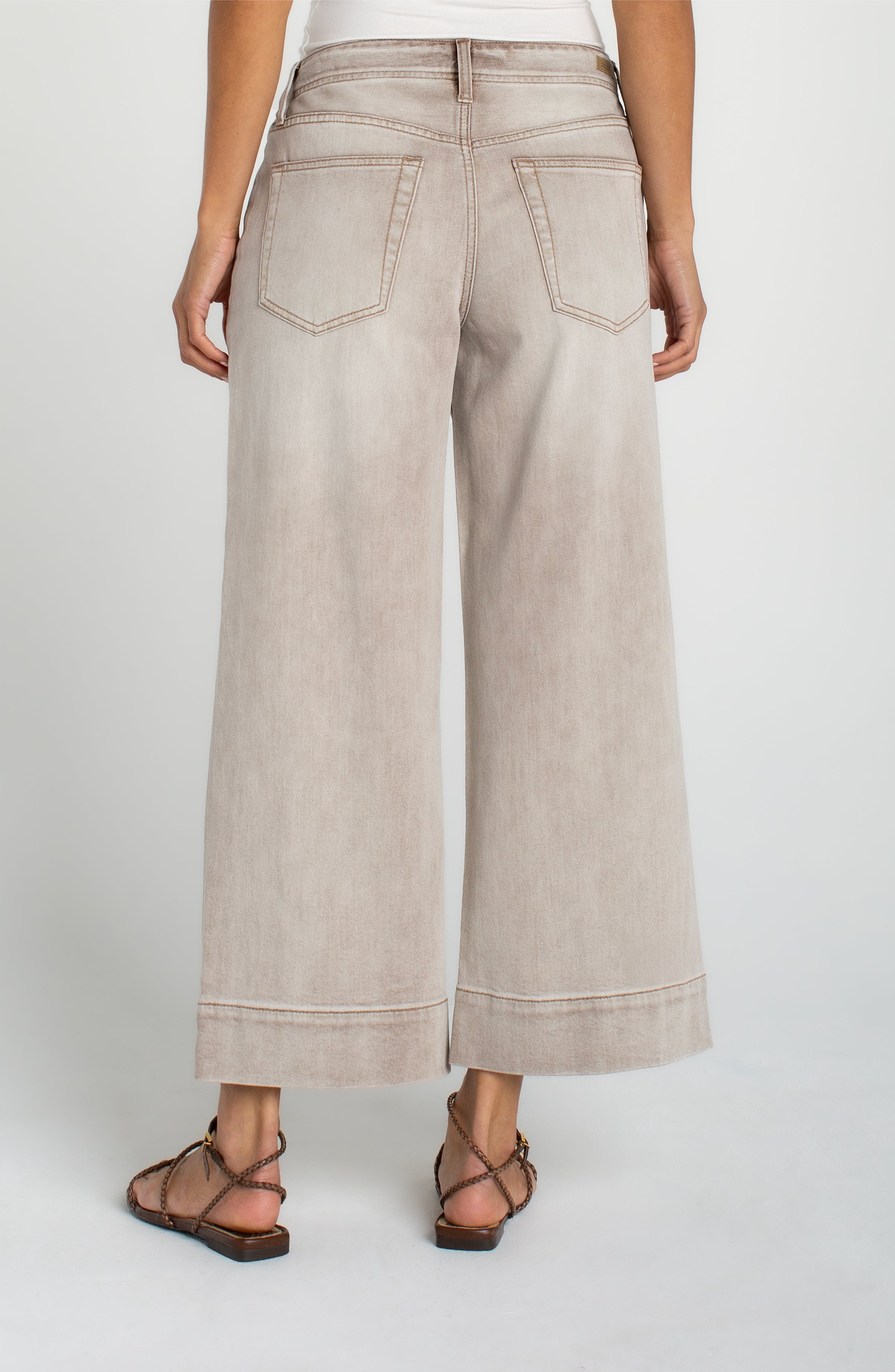 ANTIQUE KHAKI
