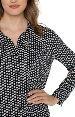 Open FLAP POCKET BUTTON UP WOVEN BLOUSE BLACK WHITE MINI DOT-1 in gallery view