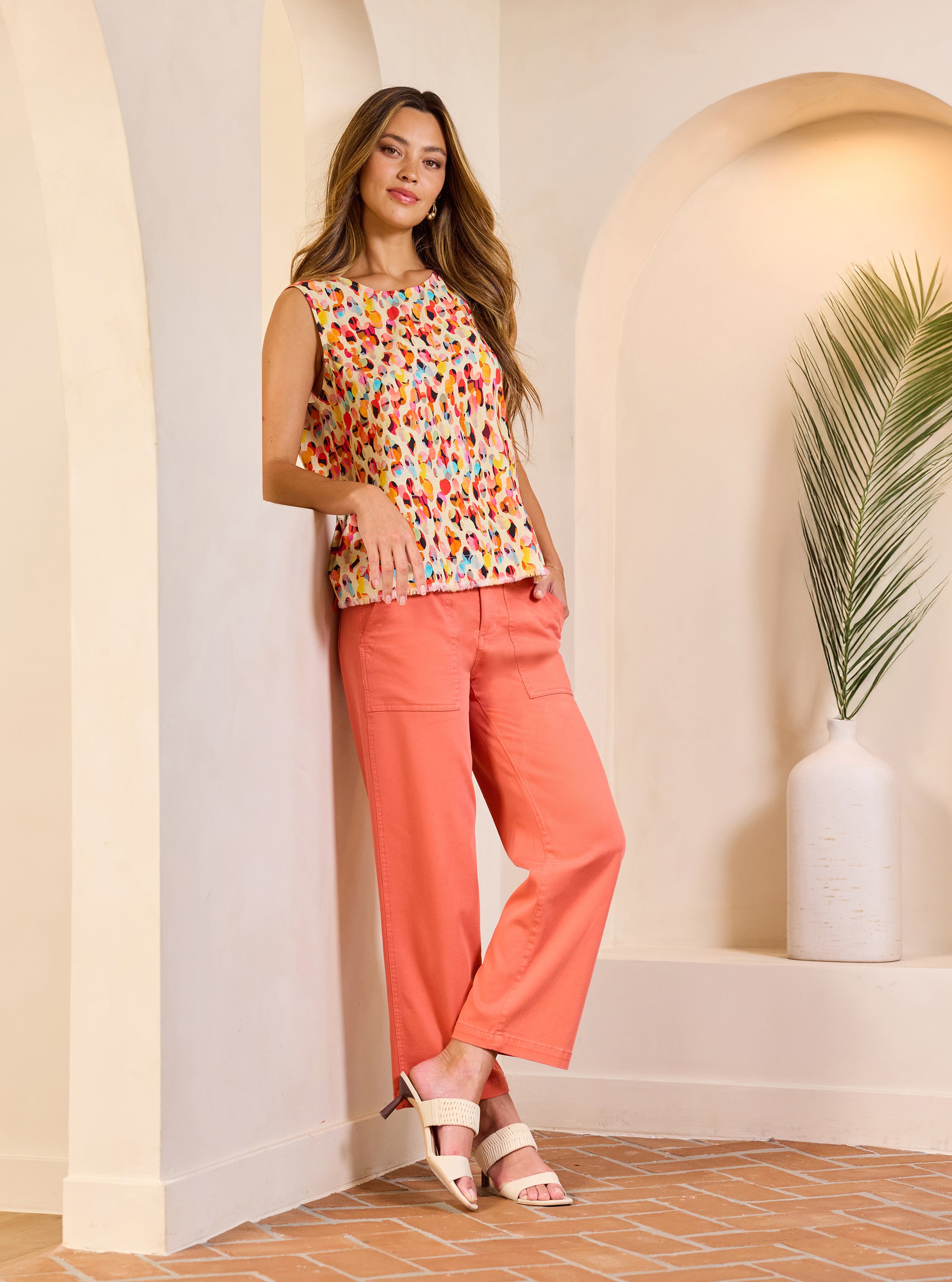 SLEEVELESS WOVEN TOP WITH BUTTON BACK