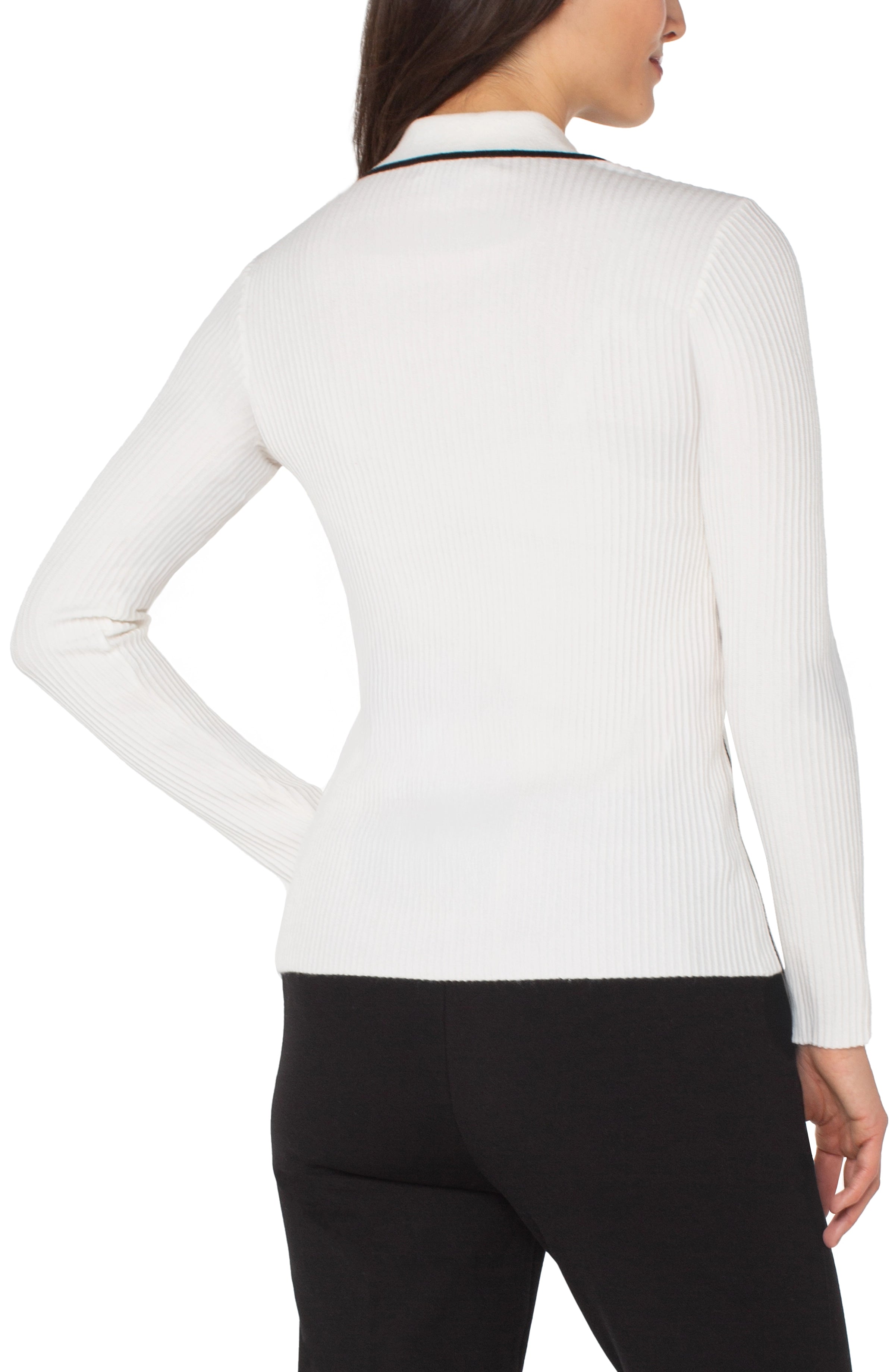 VINTAGE WHITE BLACK STRIPE