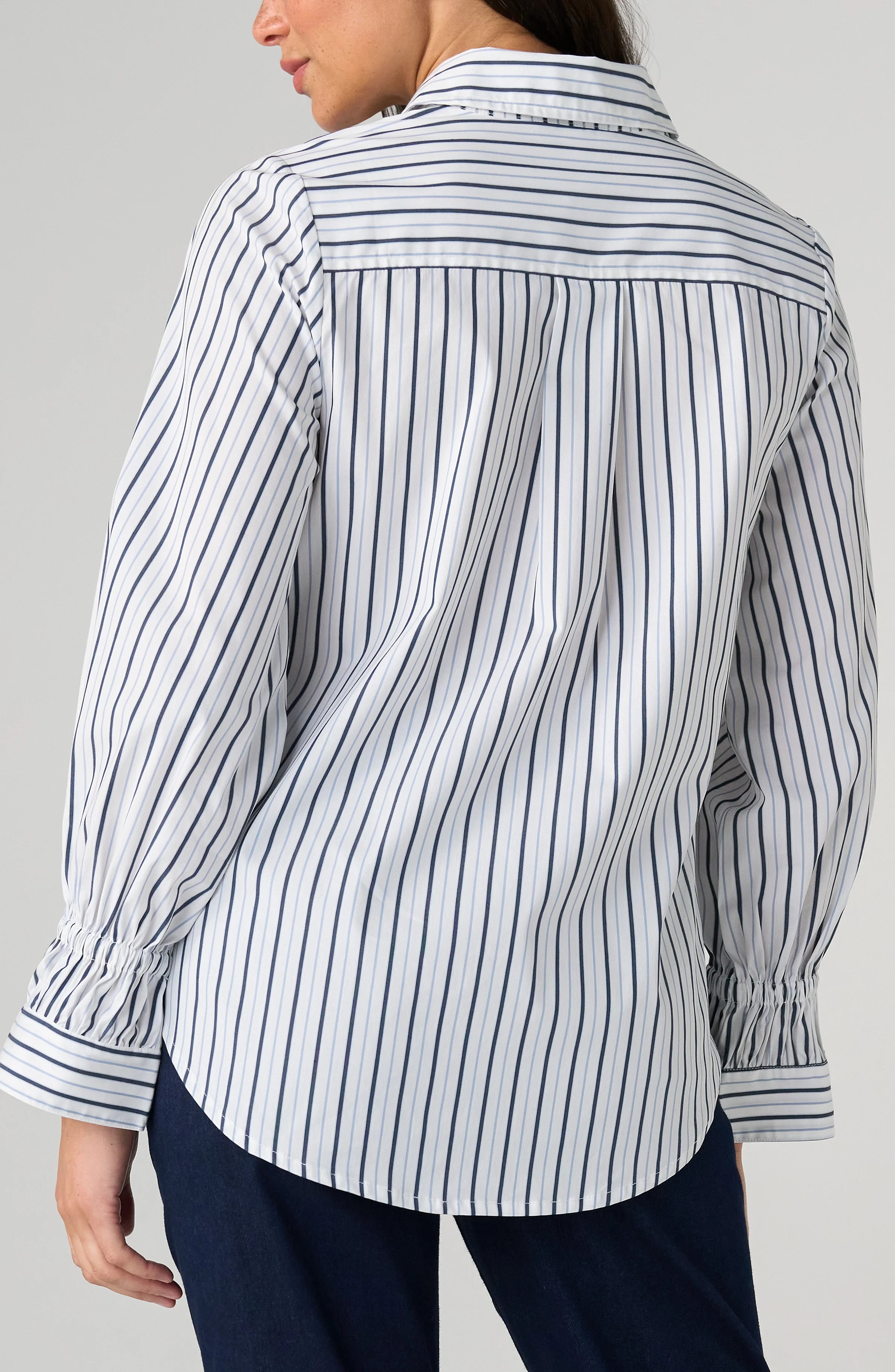 WHITE CLUB NAVY