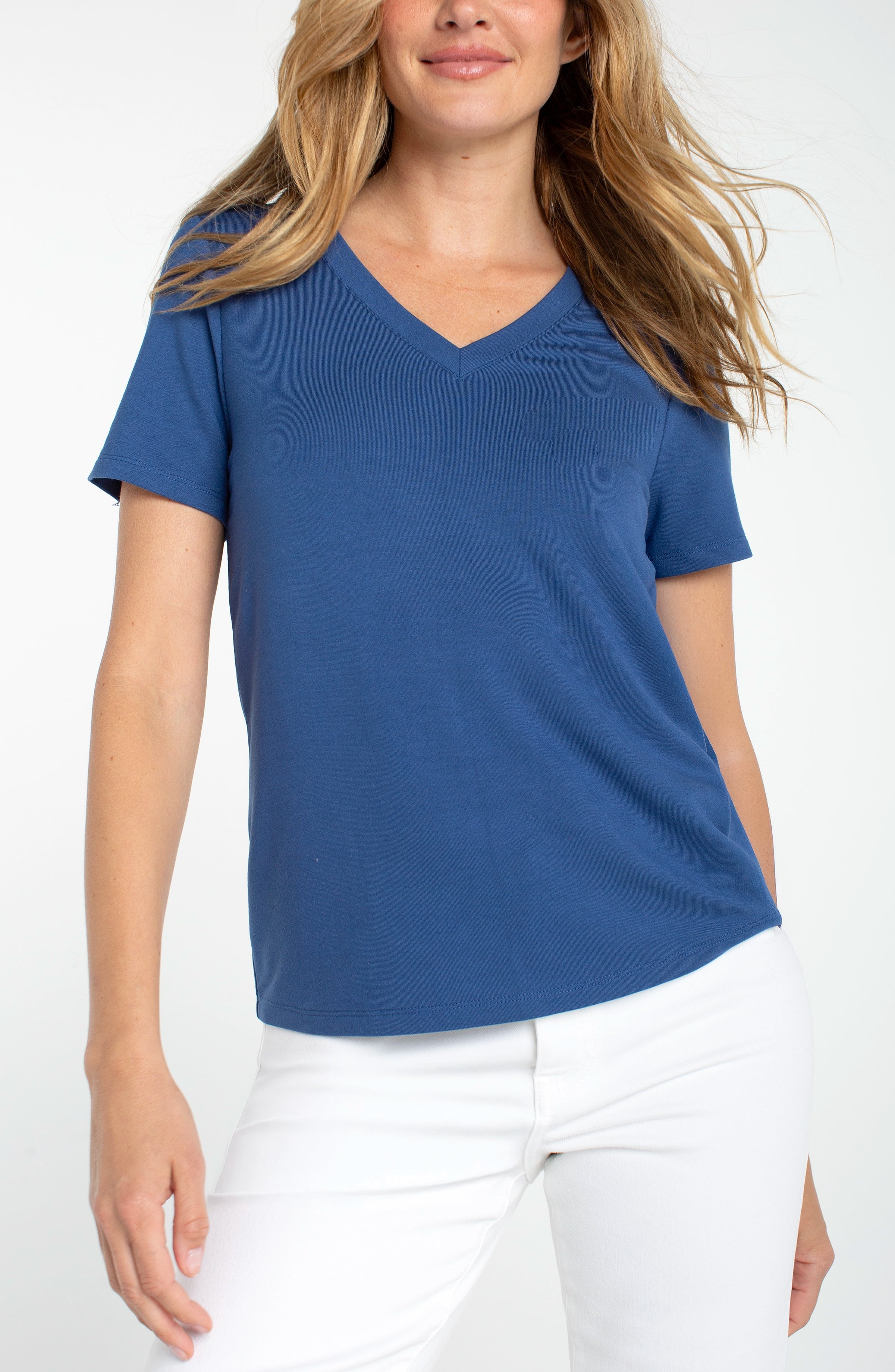 SHORT SLEEVE V-NECK KNIT TEE