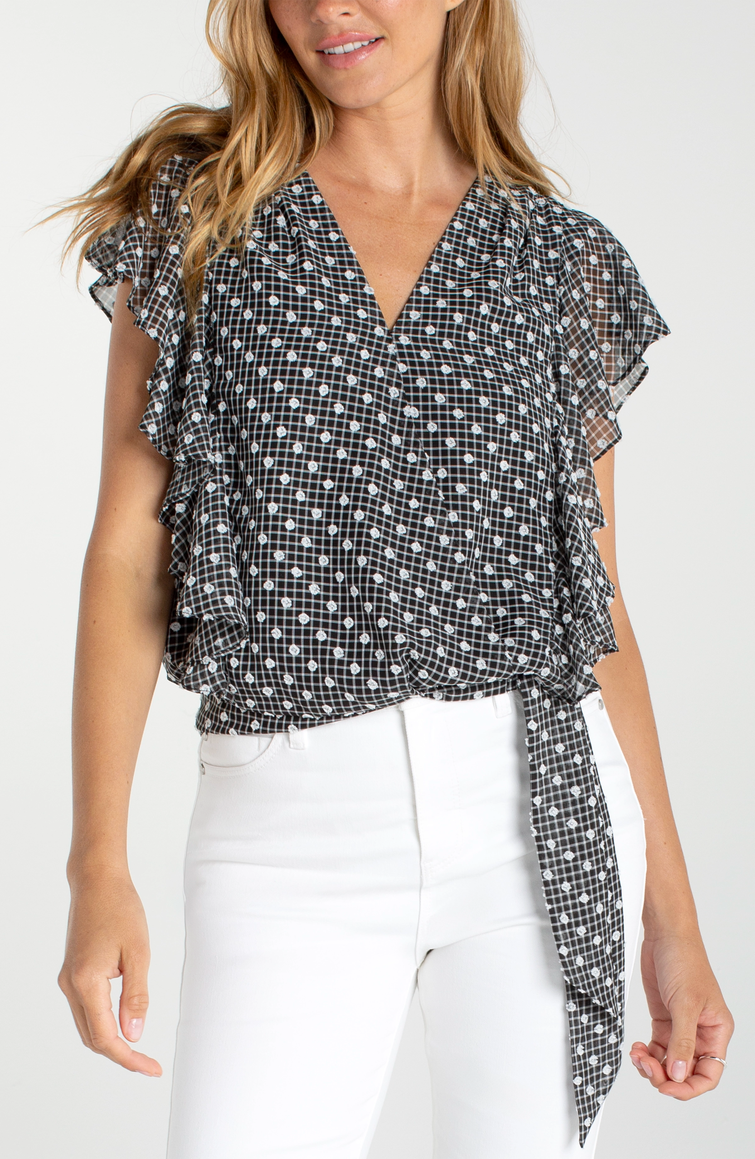 BLACK WHITE PLAID