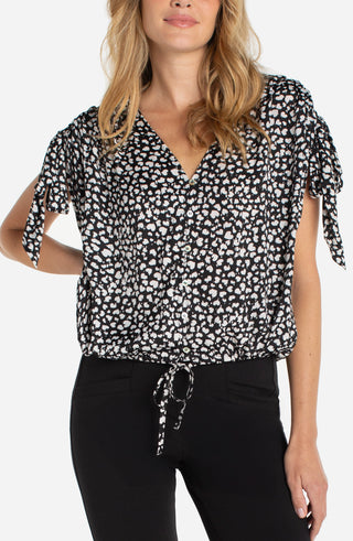 BLACK CREAM HEARTS