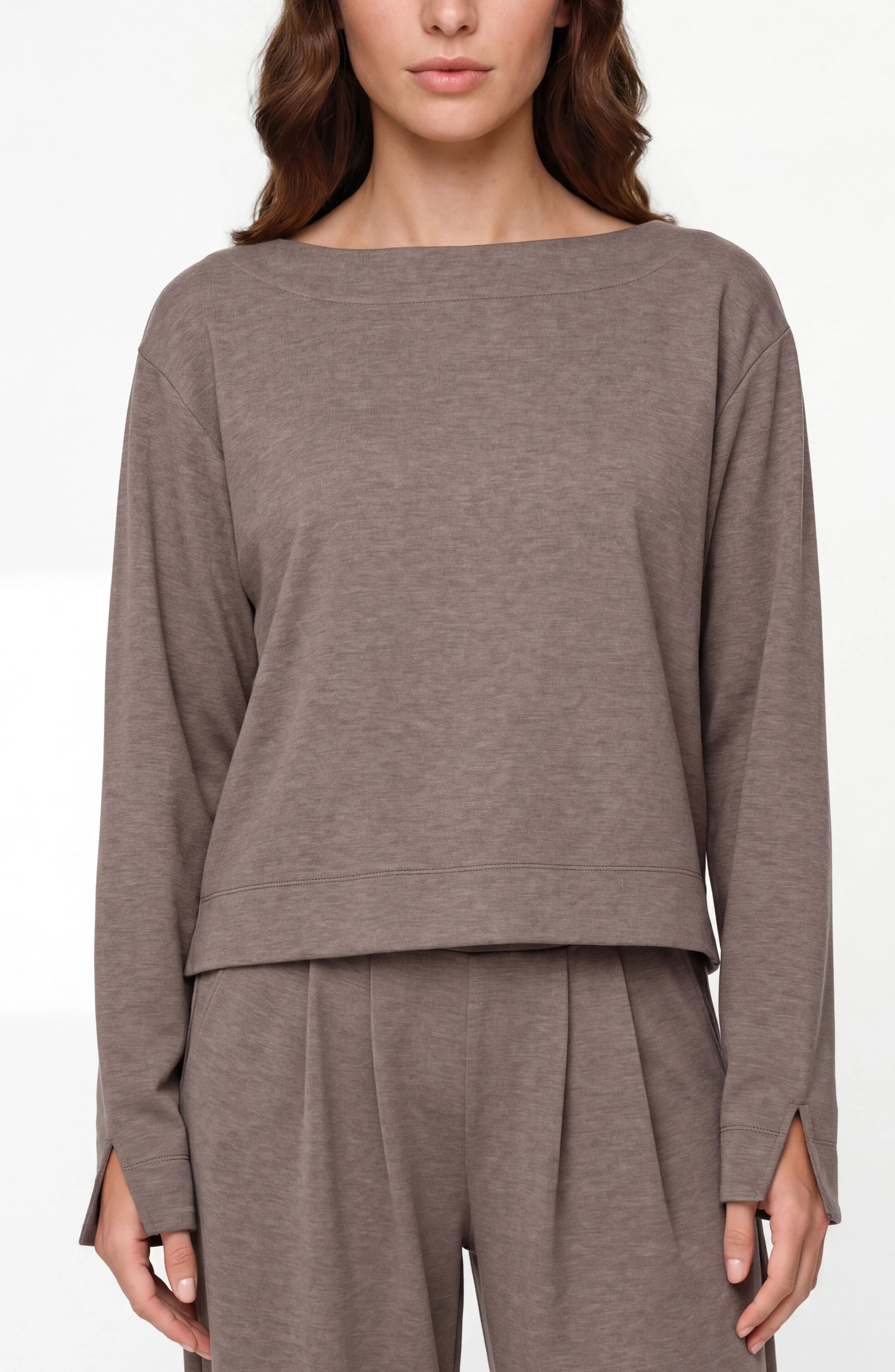 HEATHERED TAUPE
