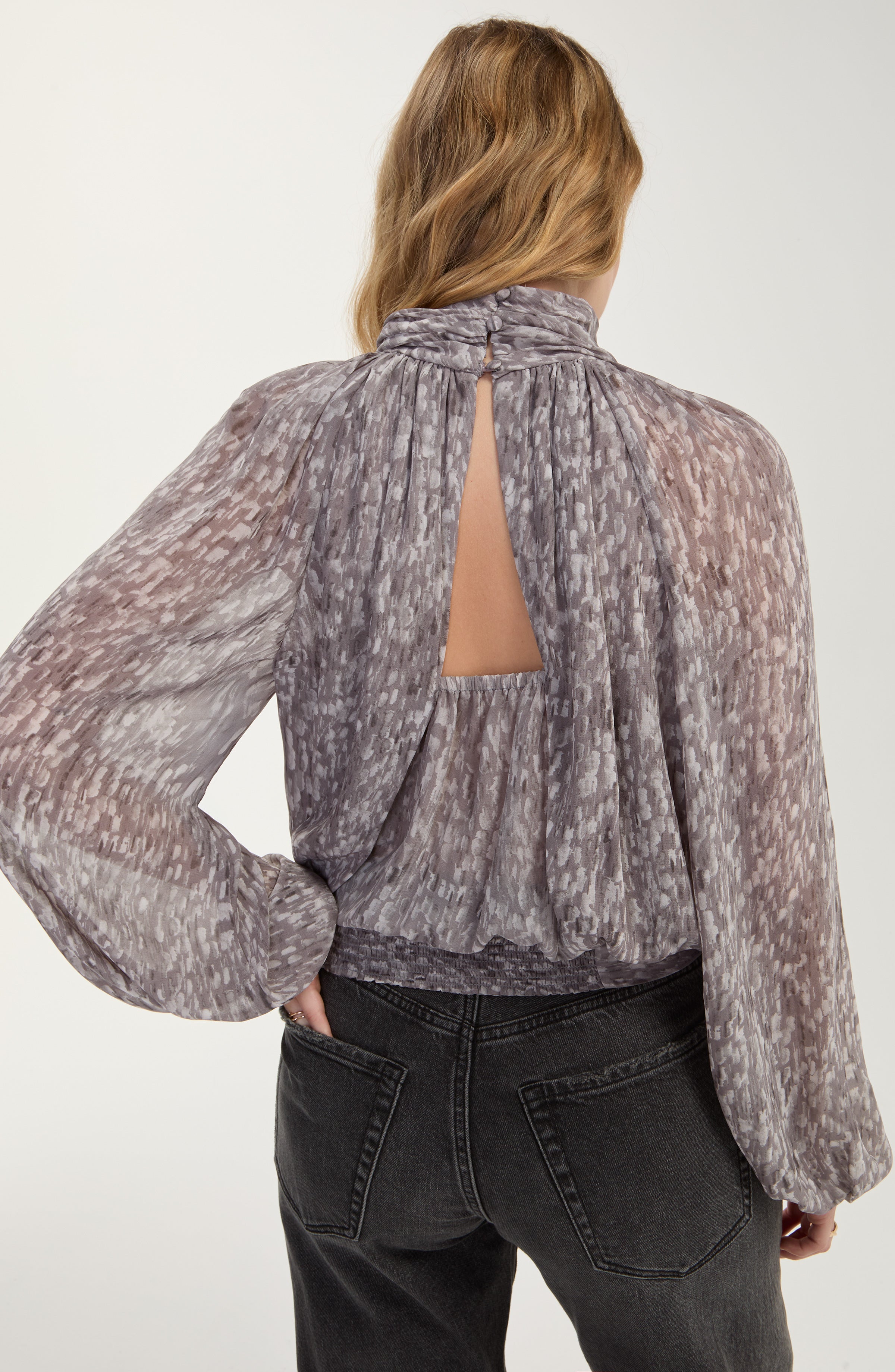 LONG SLEEVE SHIRRED MOCK NECK WOVEN TOP