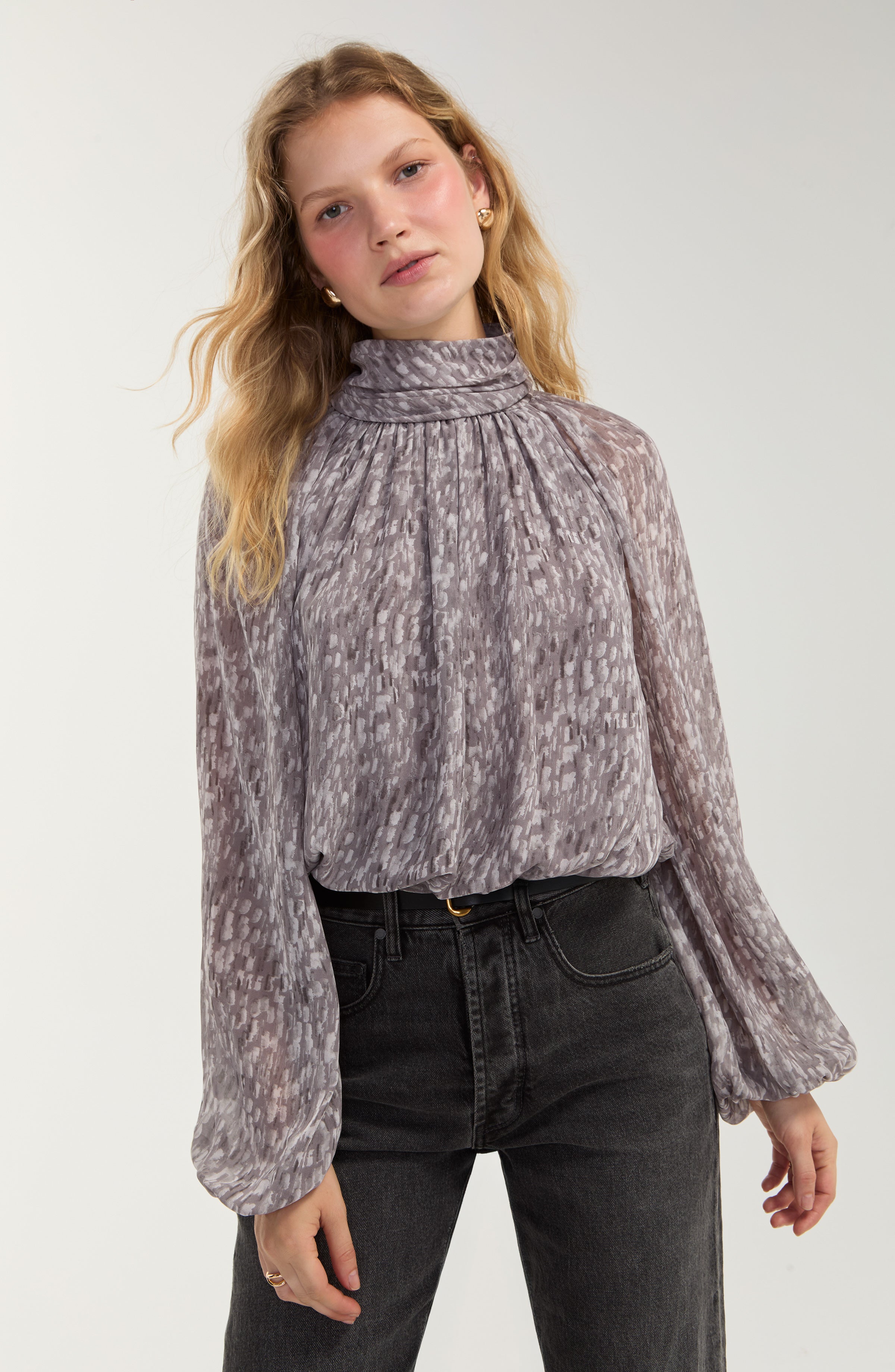 LONG SLEEVE SHIRRED MOCK NECK WOVEN TOP