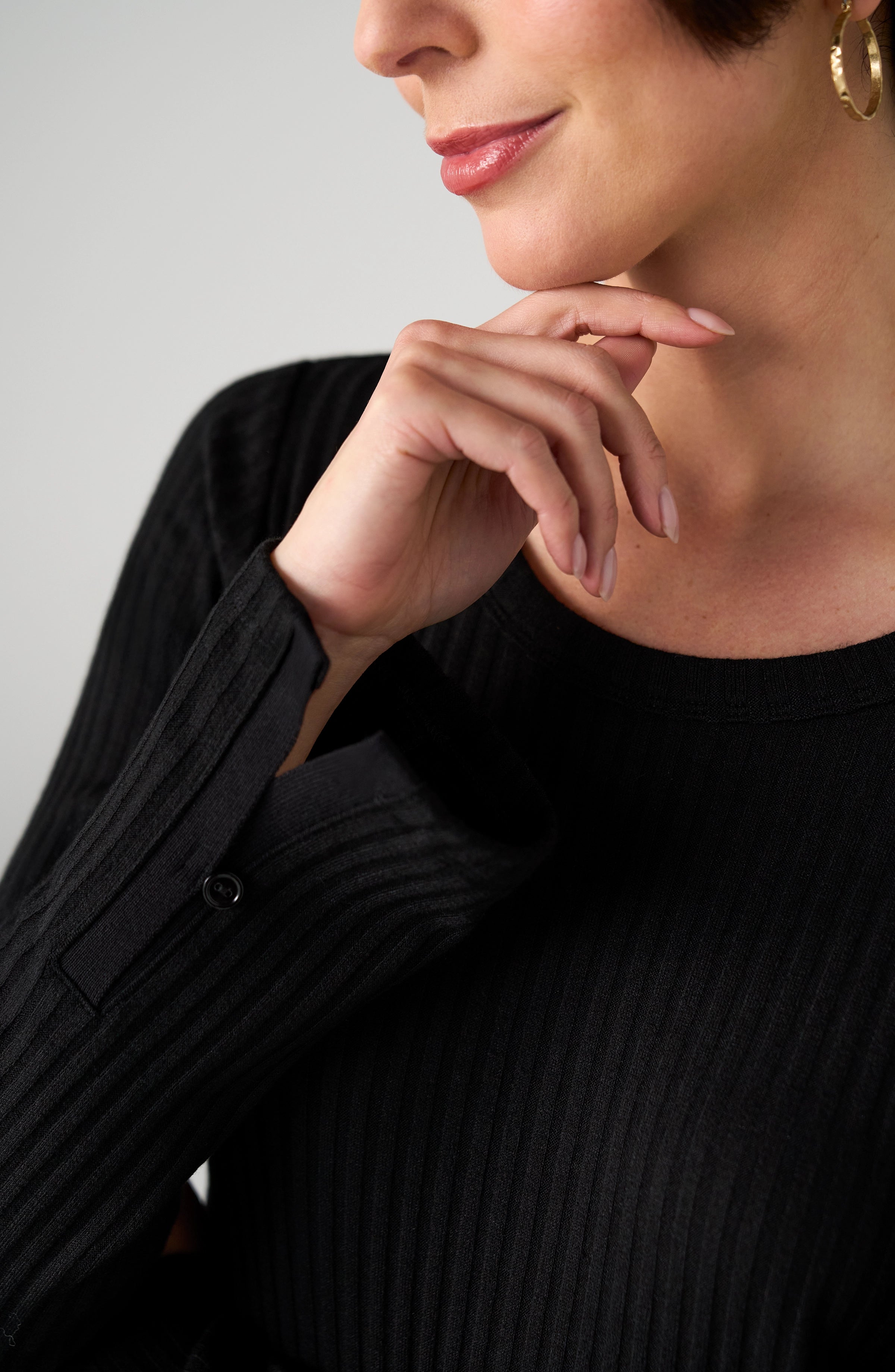 LONG SLEEVE SCOOP NECK KNIT TOP