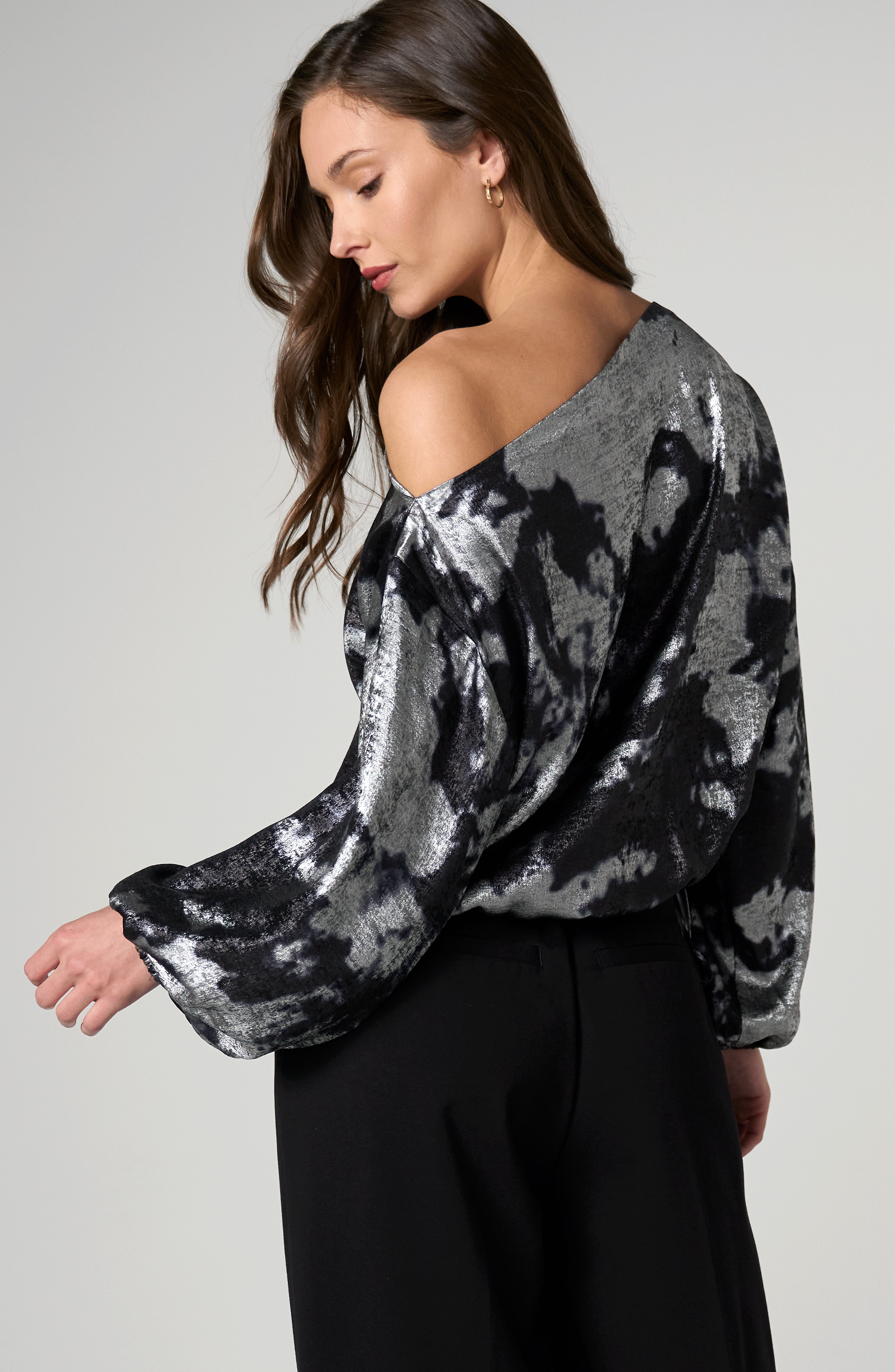 METALLIC SILVER BLACK