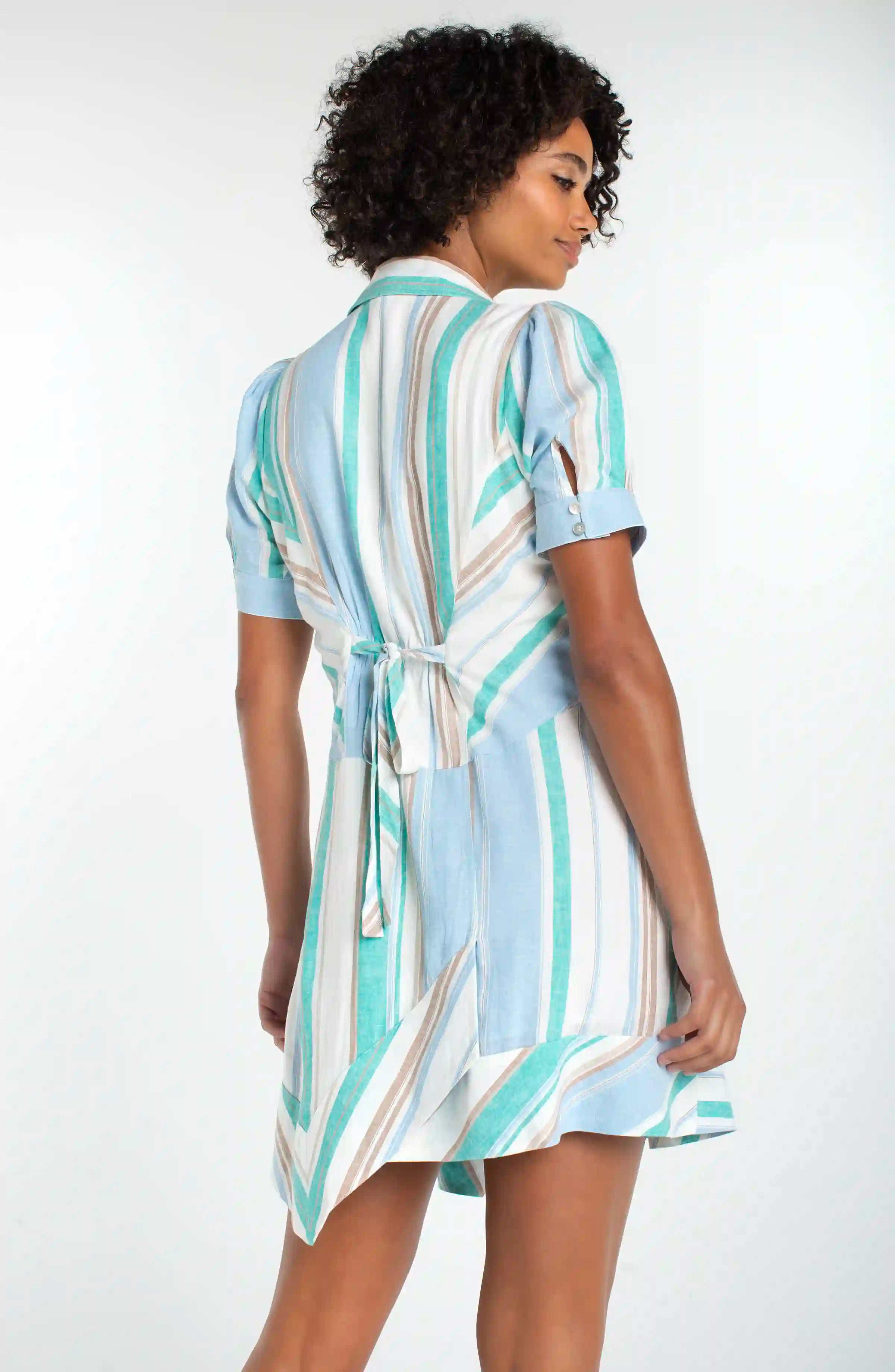 asymmetrical shirt dress Liverpool Los Angeles Women's Short-Sleeve Asymmetrical Hem Woven Shirt Dress - Cream/teal Multi Stripe