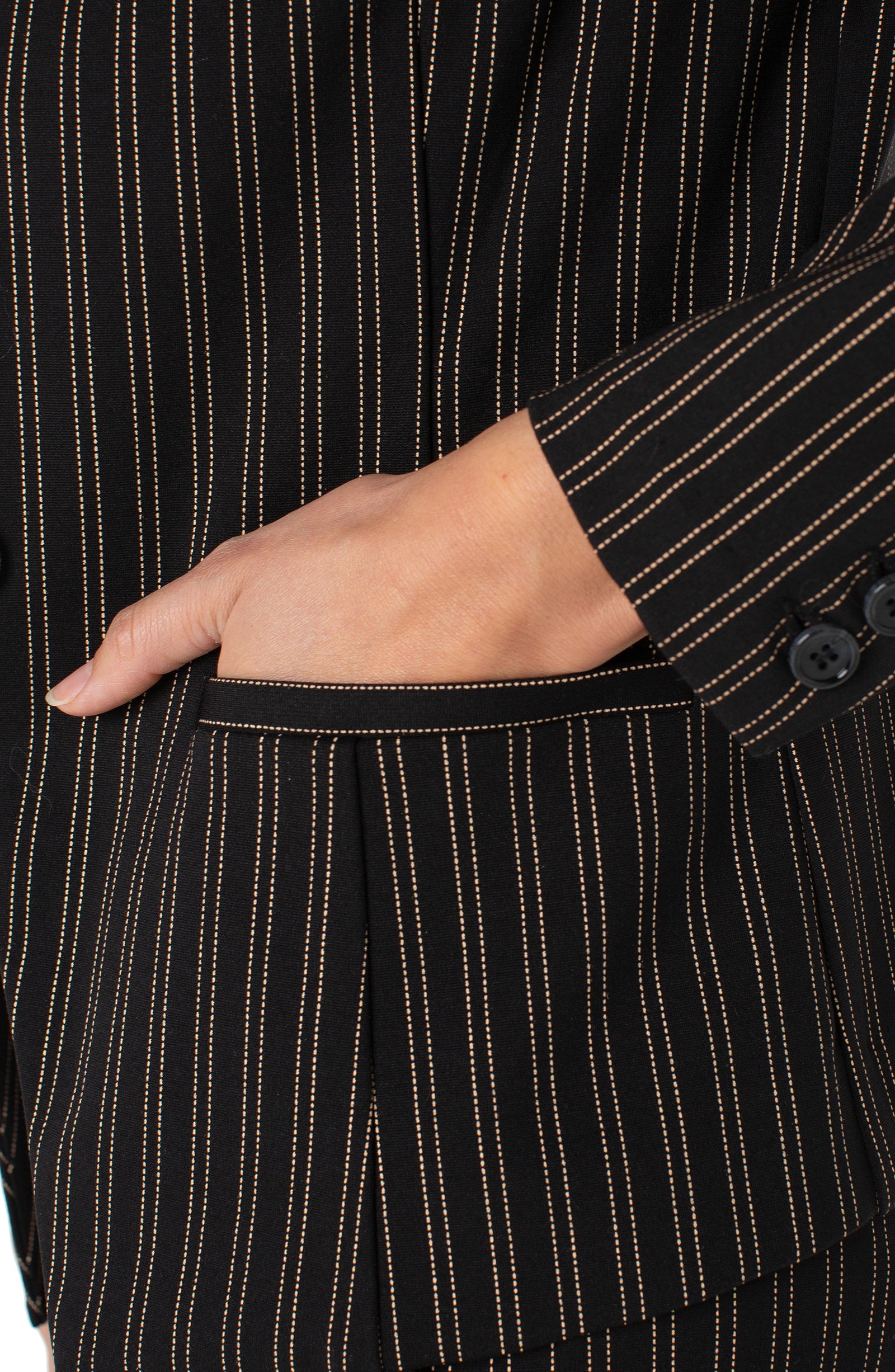 TUCKING STRIPE PRINT
