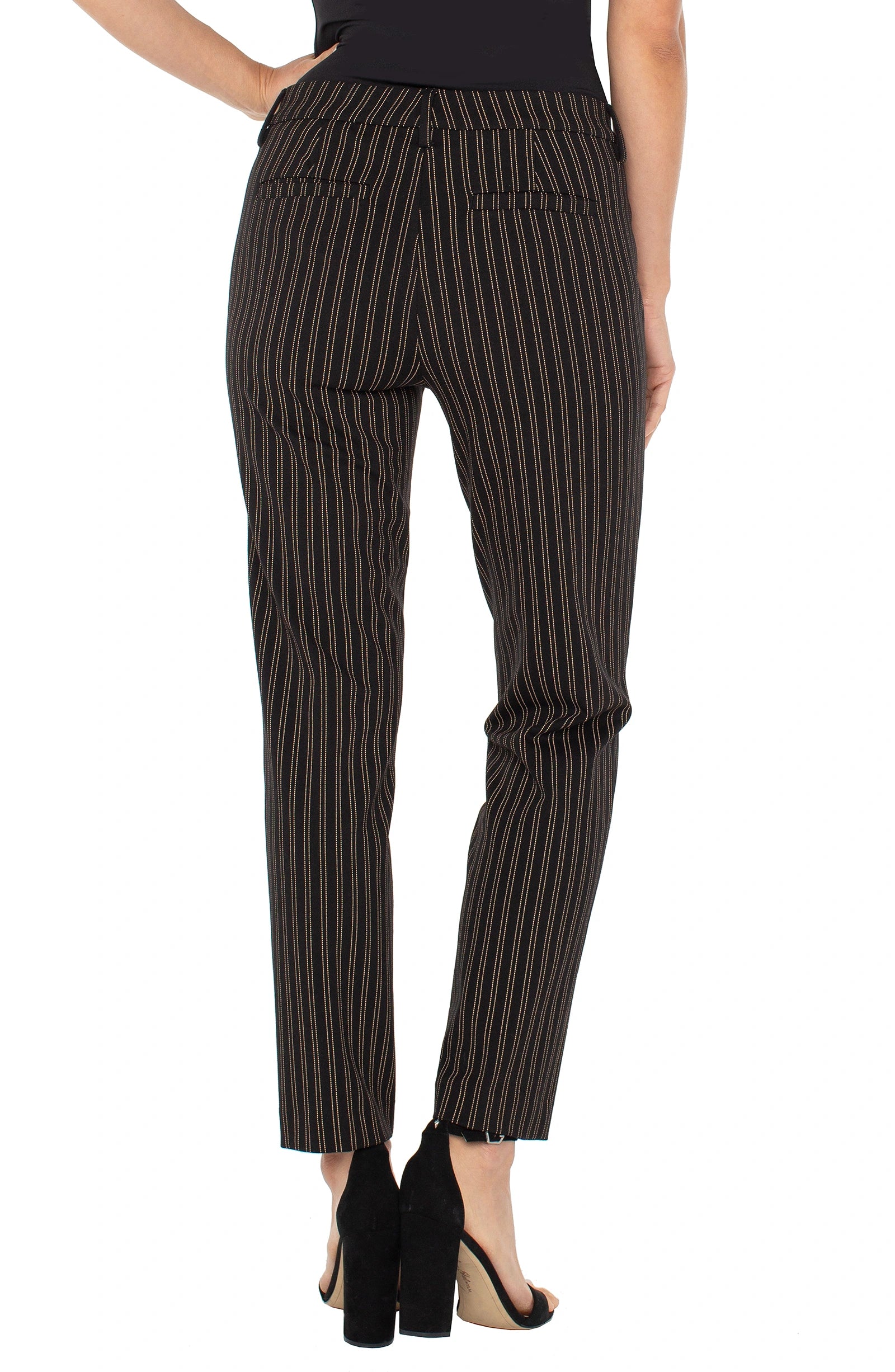 TUCKING STRIPE PRINT