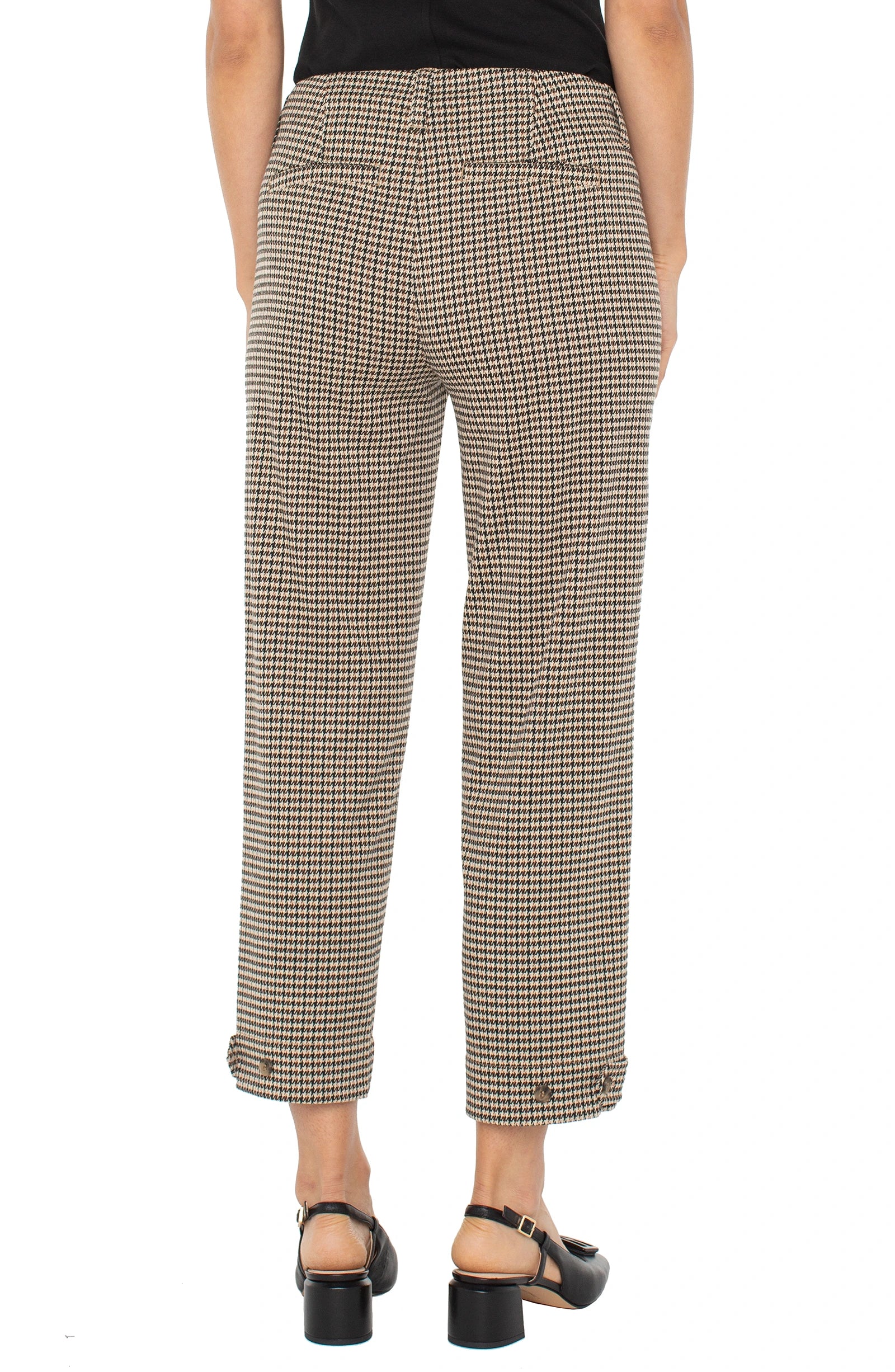 BLACK TAN HOUNDSTOOTH