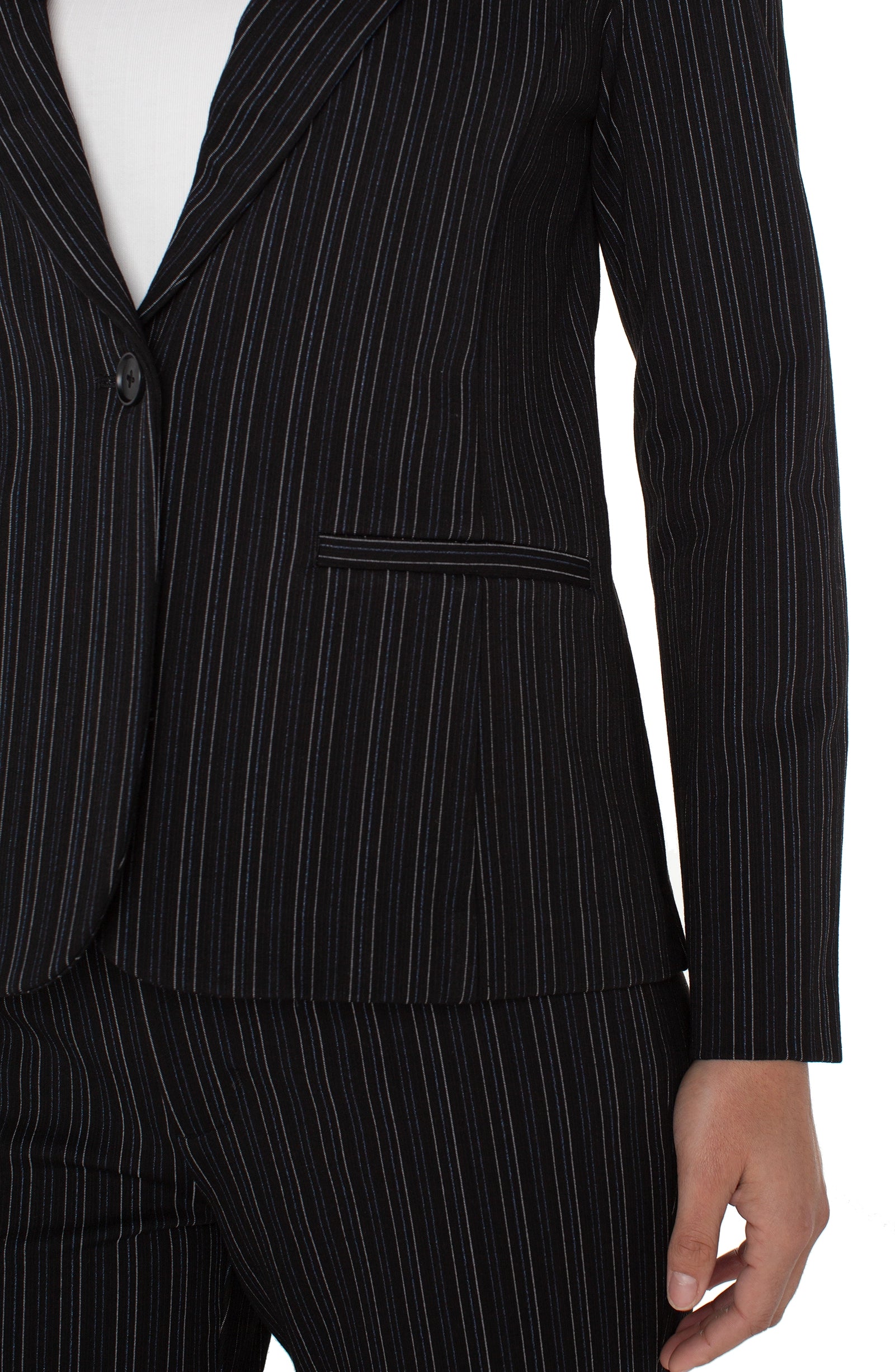HINT OF NAVY STRIPE