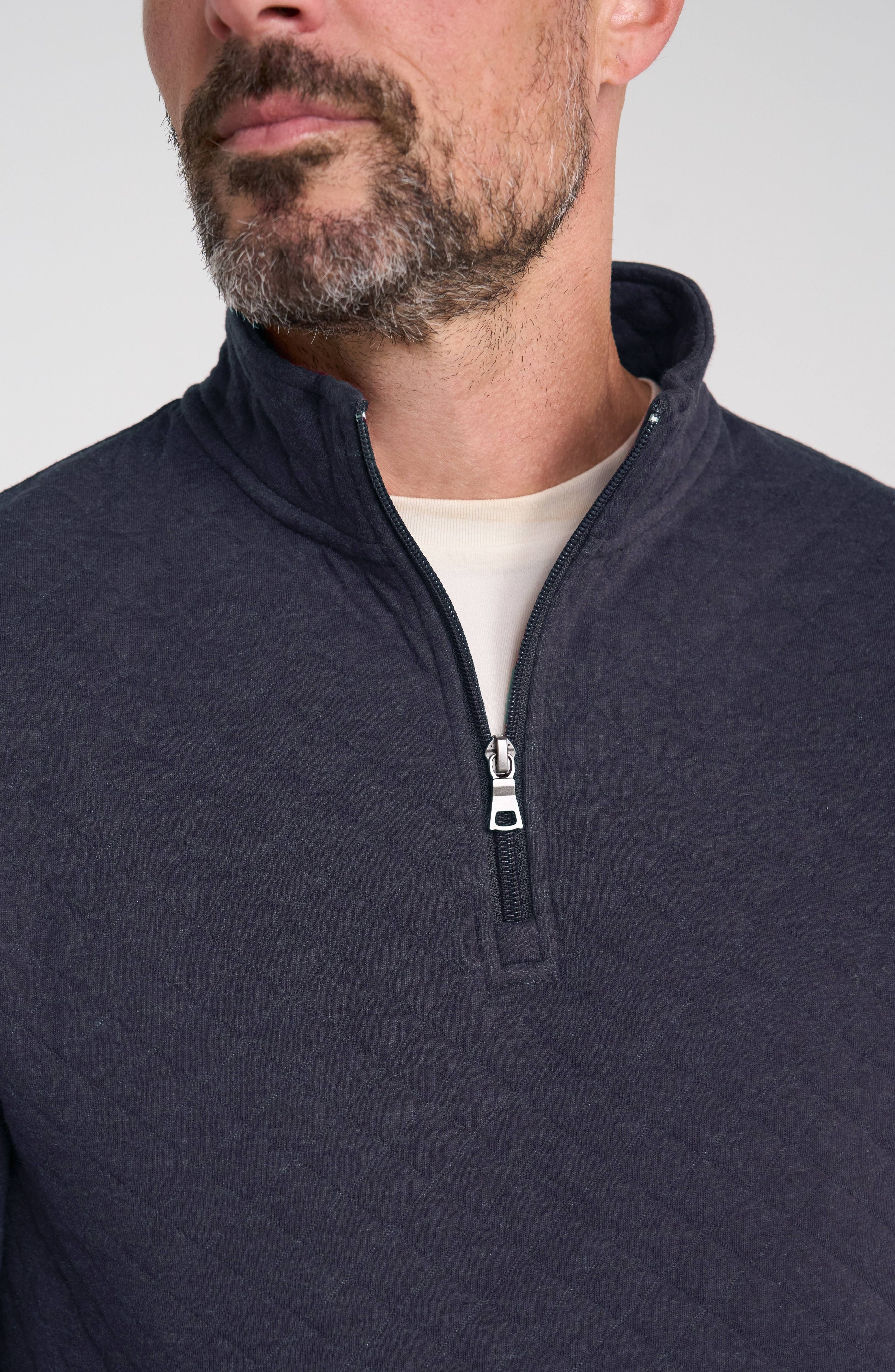QUARTER-ZIP PULLOVER