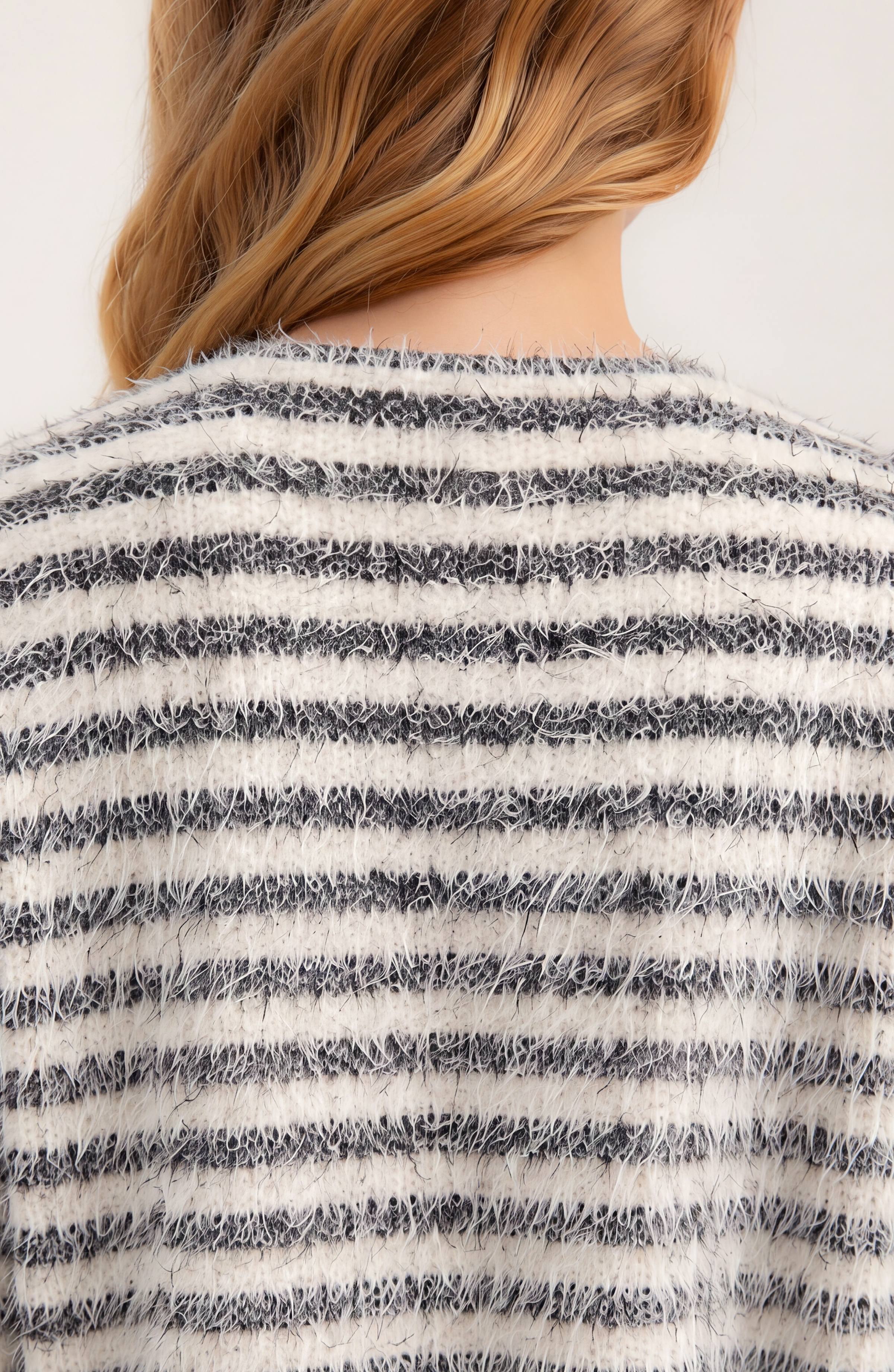CREAM BLACK STRIPE