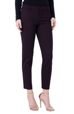 Open PETITE KELSEY TROUSER PATTERNED KNIT CRANBERRY BLACK-1 in gallery view