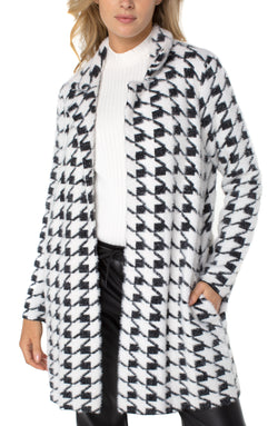 Open OPEN FRONT COATIGAN SWEATER BLACK WHITE HOUNDSTOOTH-1 in gallery view